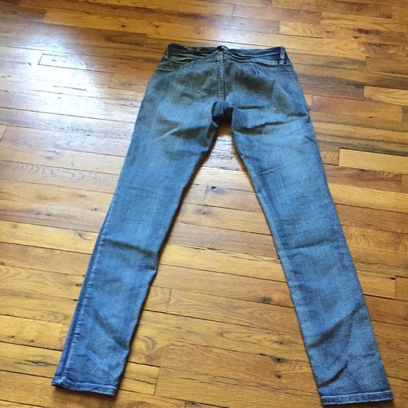 DONATED - Picture 3 of 4